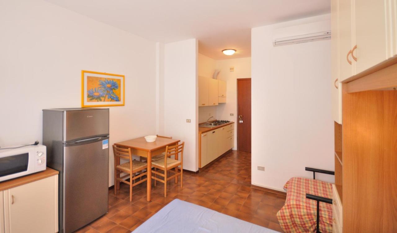 Residence Cavallino Bibione Exterior foto