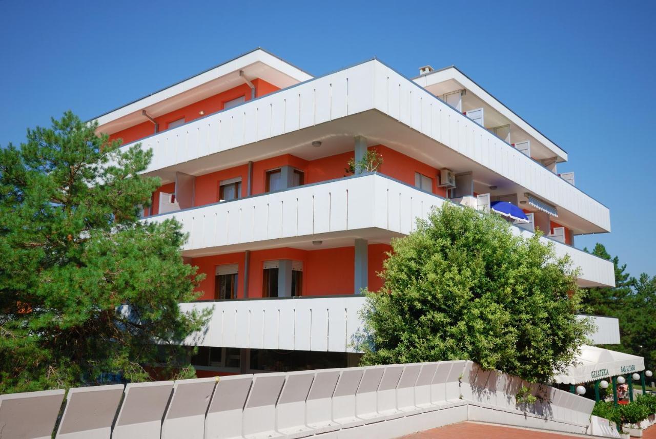 Residence Cavallino Bibione Exterior foto